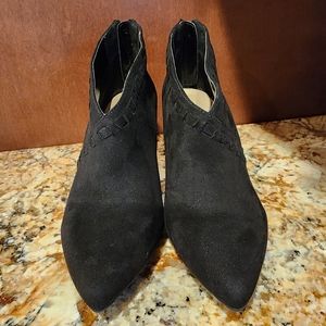 JACLYN SMITH ANKLE BOOTIES SZ 5.5